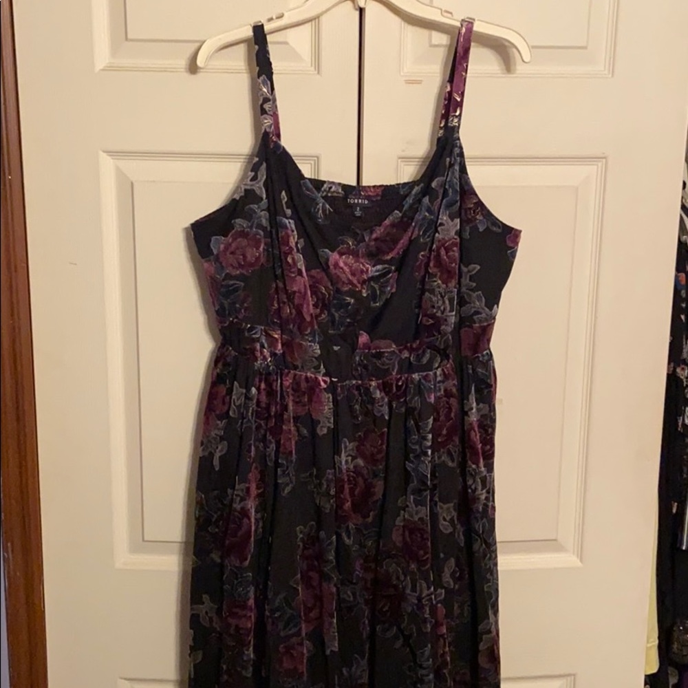 Torrid 2X Floral Velvet Maxi